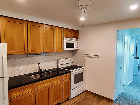 2nd image of 8007 W Foster Ln #6