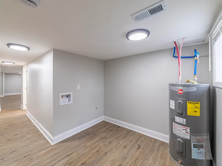 2545 Polk St — Photo 24