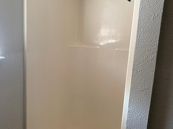 3rd image of 3319 Gardenview Cir
