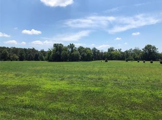 10098 Schrage Ln, Breese, IL 62230