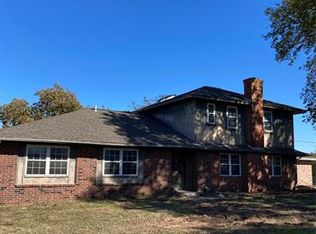 1225 Monroney Rd, Okmulgee, OK 74447