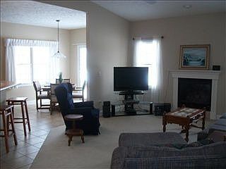 4th image of 79 Crista Ann Ct