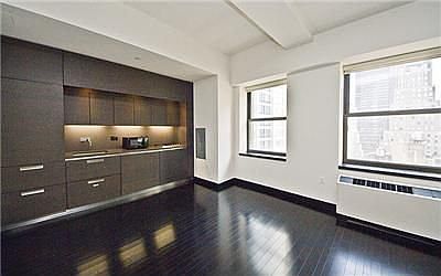 2nd image of 18-20 Pine St #2115