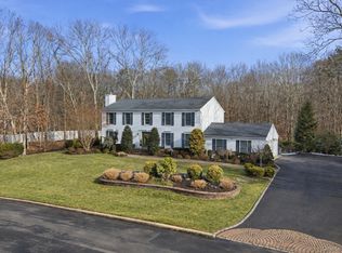 39 Foreston Circle, Manorville, NY 11949