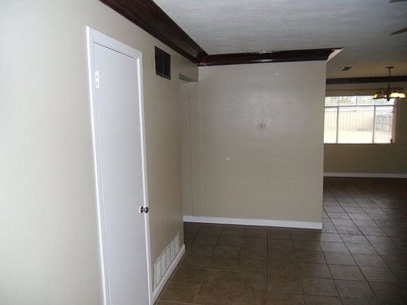 2nd image of 4311 Roosevelt Dr