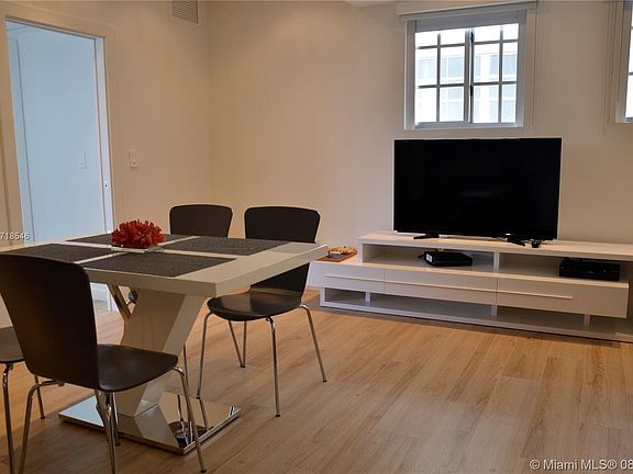 4th image of 700 N 16th St #201