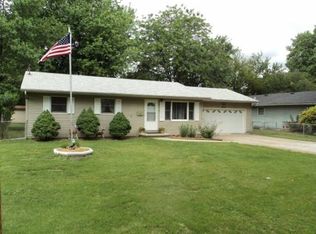 2915 N 25th St, Decatur, IL 62526