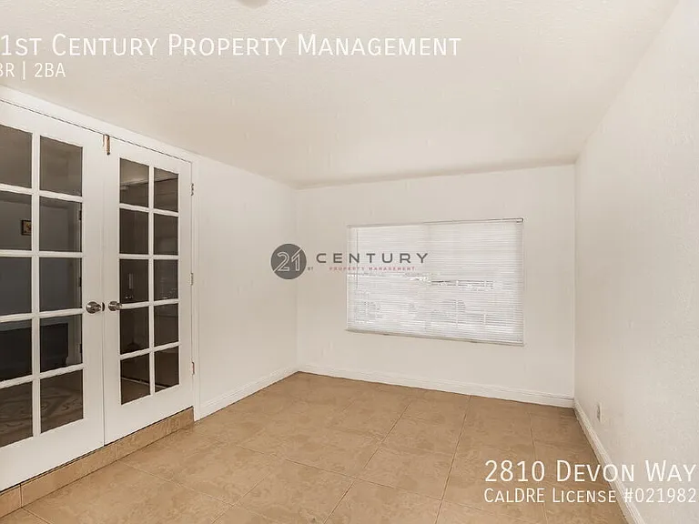 2810 Devon Way — Photo 29