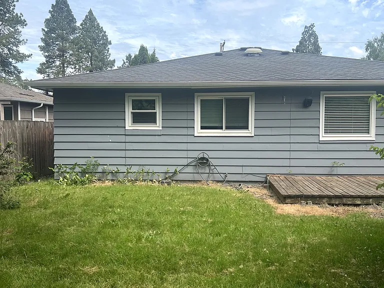 516 NW Forest St — Photo 33