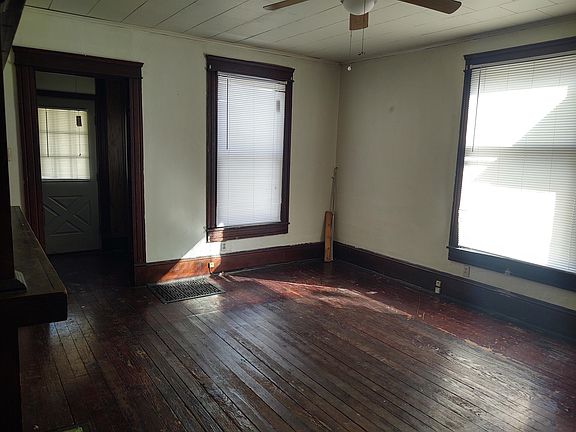 3rd image of 431 N 11th St APT A