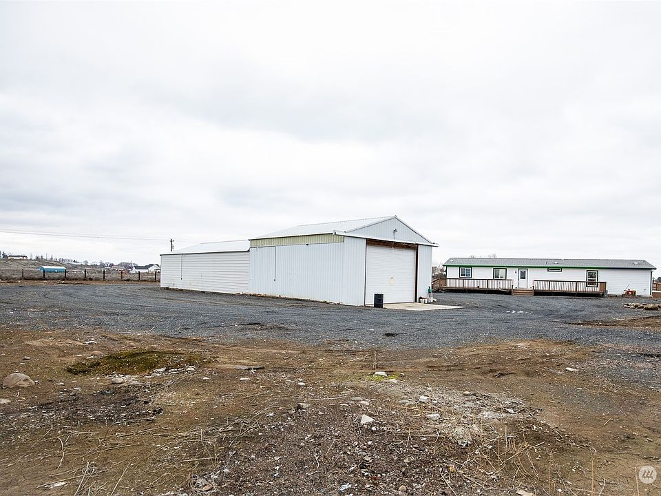 1st image of 5905 Road 3 NE