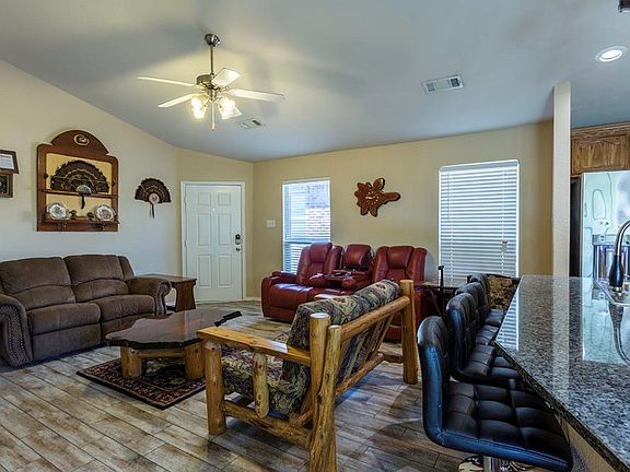 5th image of 6445 Claire Dr