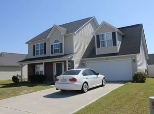 143 Bennington Dr, Raeford, NC 28376