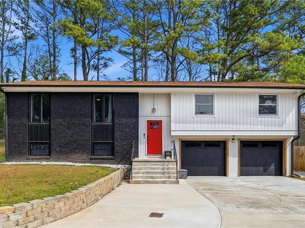 2470 Northbrook Rd, Snellville, GA 30039