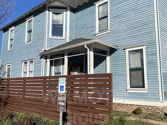 2nd image of 410 E 16th St Unit 1