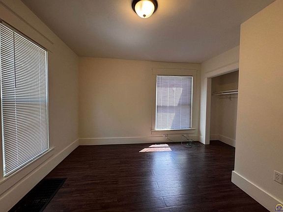 3rd image of 1531 SW 15th St #1