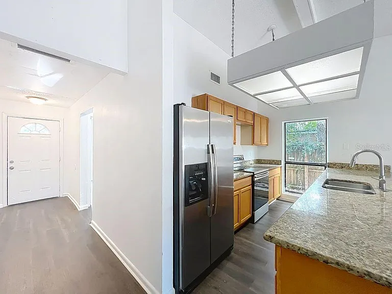5214 2nd St — Photo 31