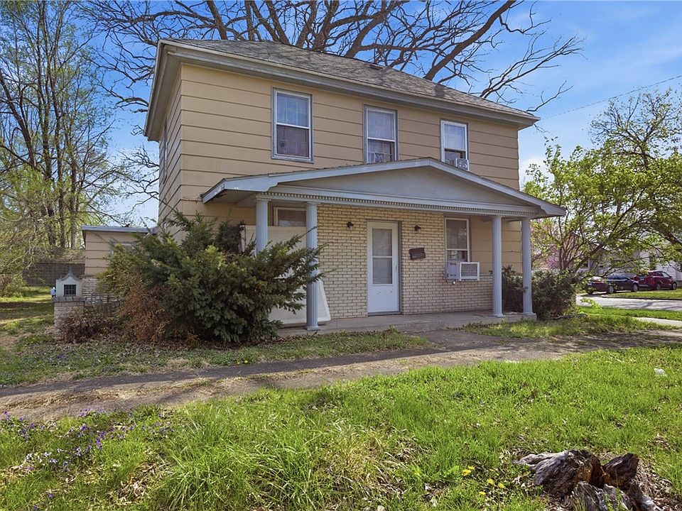 1st image of 1621 Edgar Ave