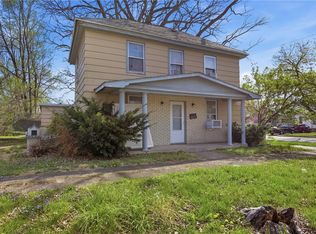 1621 Edgar Ave, Mattoon, IL 61938