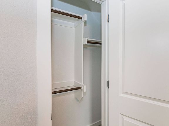 4th image of 7422 Parco Pl #7422