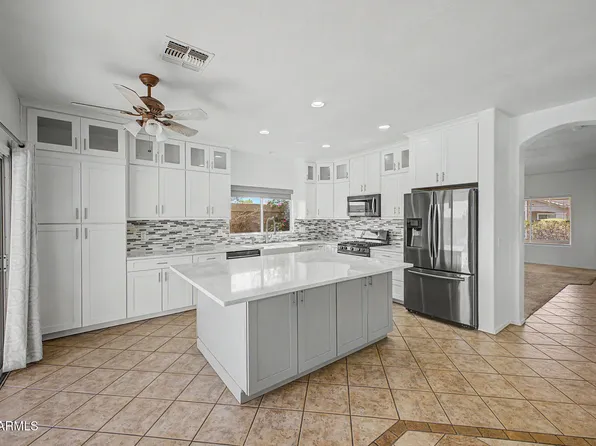 8345 W PONTIAC Drive, Peoria, AZ 85382