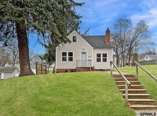 5101 Pinkney St, Omaha, NE 68104
