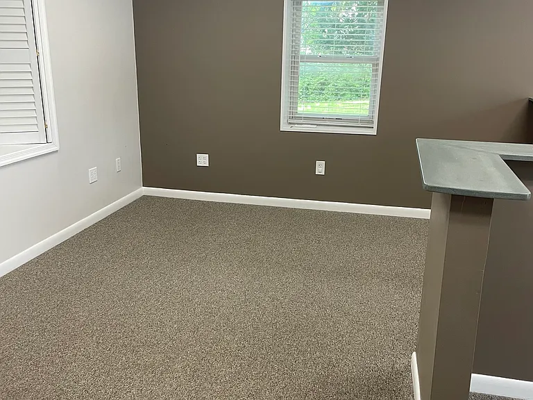 152 Westminster Pike — Photo 3