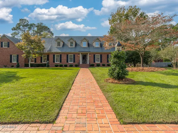 1604 Cambridge Drive, Kinston, NC 28504