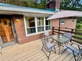 3028 Frame Rd, Elkview, WV 25071