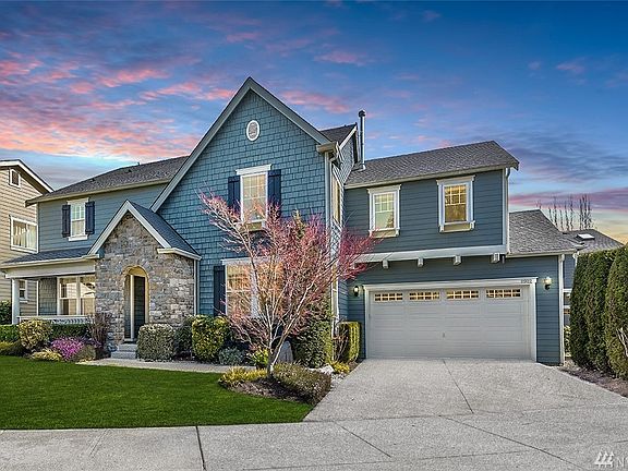 Stylish Curb Appeal And Newer Exterior Paint (2015) Welcomes You Home.