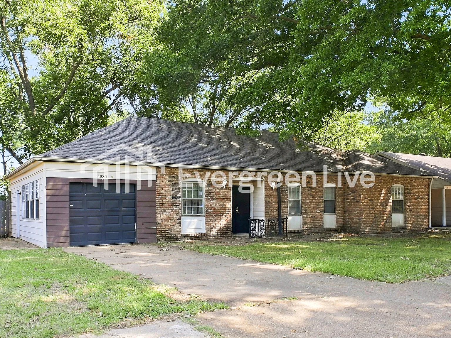 3 bed, 2.0 bath, 1545 sqft, $1,245 — Photo 1