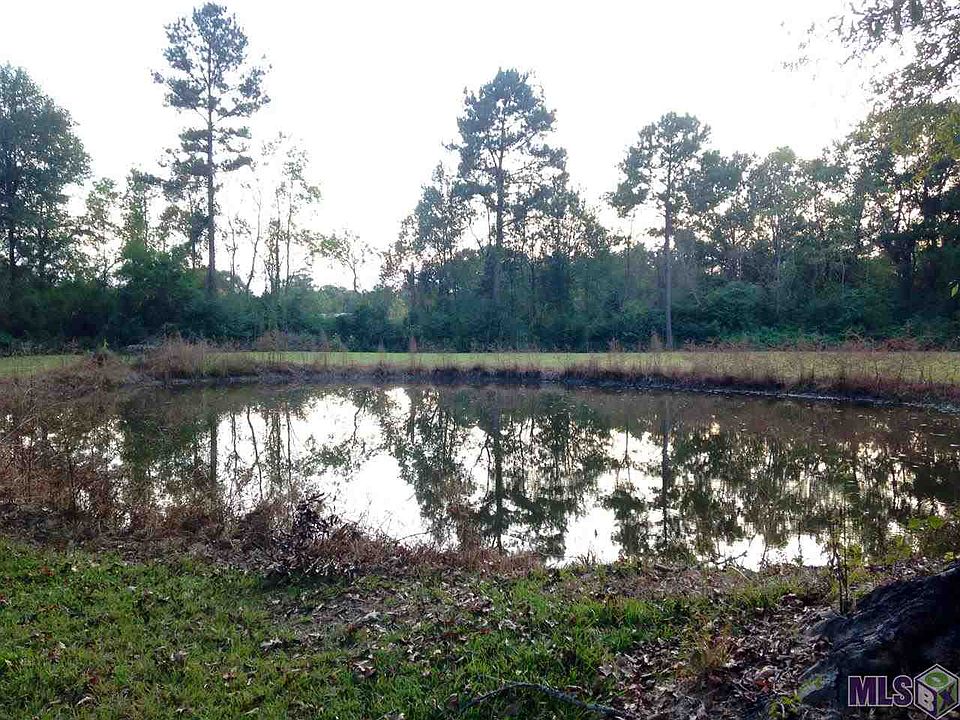 1st image of 18540 Sybyl Dr