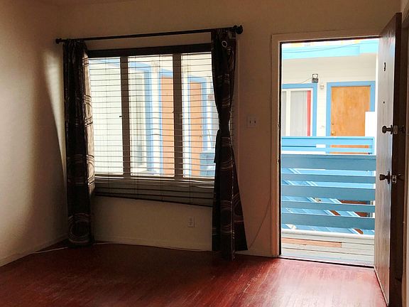 3rd image of 6841 Geary Blvd APT 4