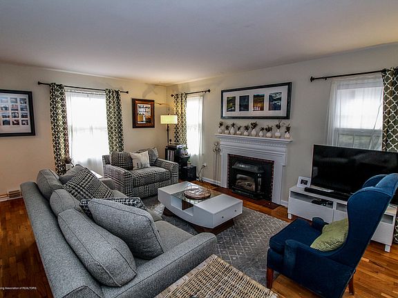 5th image of 519 Kedzie St