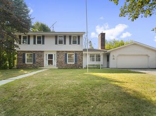 N77W7565 Chestnut St, Cedarburg, WI 53012