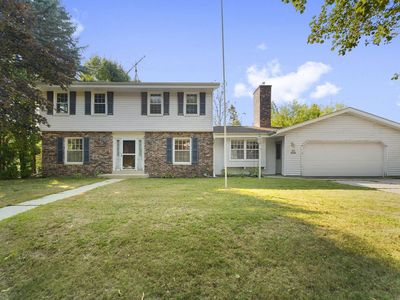 N77W7565 Chestnut STREET, Cedarburg, WI, 53012