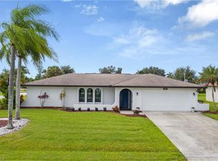 550 SE 33rd Ter, Cape Coral, FL 33904