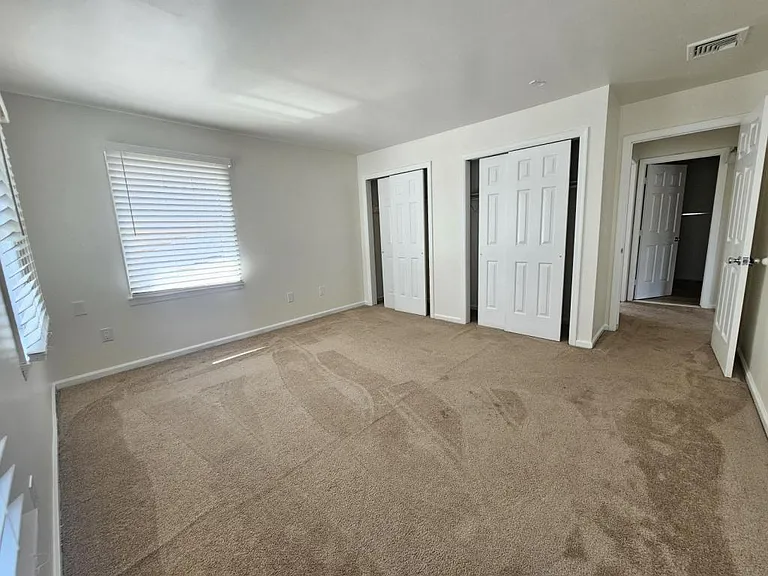 100 Quarry Rd — Photo 21