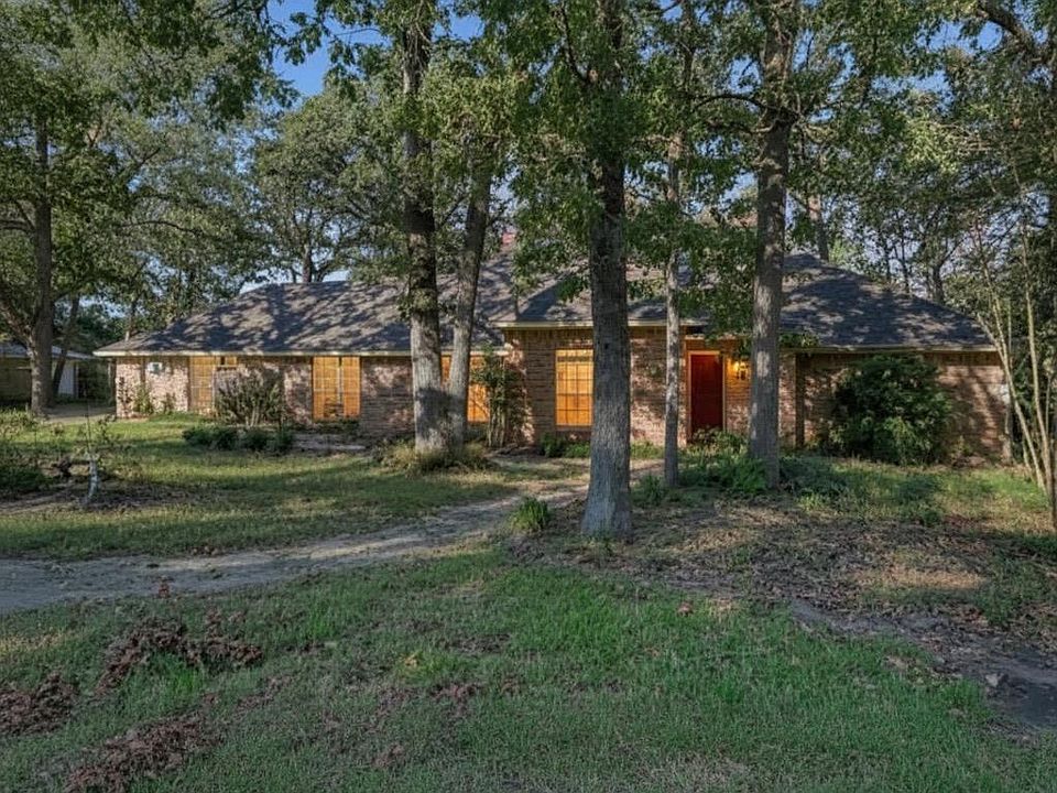 1st image of 532 Woodside Dr