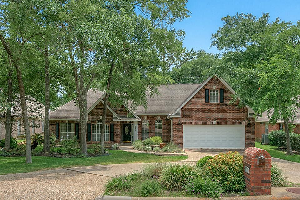 1st image of 151 Dawns Edge Dr