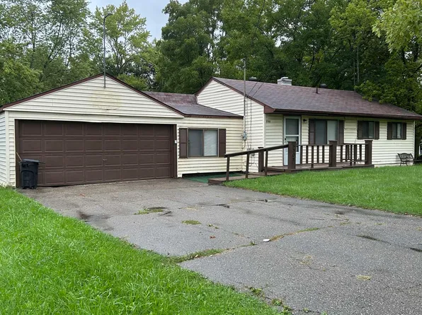 5302 Brobeck St, Flint, MI 48532