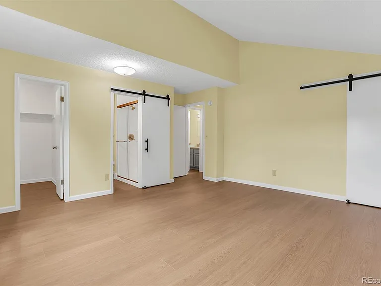 8913 E Chenango Ave — Photo 21