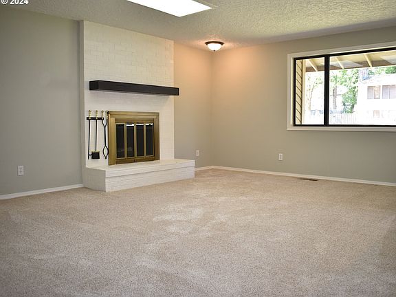 5th image of 9009 NE 82nd Ave