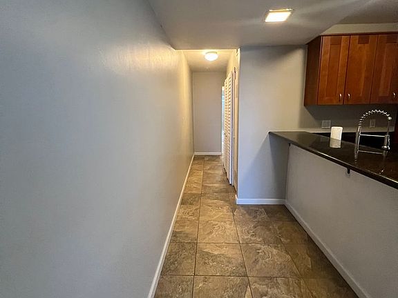 4th image of 33851 Silver Lantern St APT B