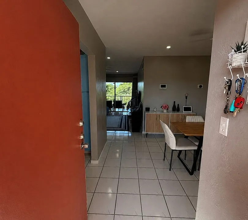 13715 Kendale Lakes Cir #A-406
