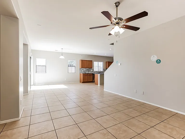 8423 W Vernon Ave #113 — Photo 5