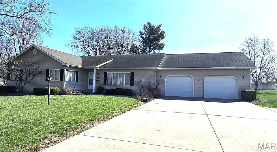 1st image of 1 Westwood Dr