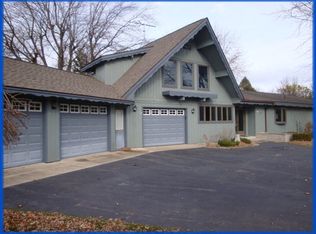 4257 Island Circle Dr, Sturgeon Bay, WI 54235