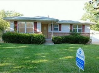 1104 E Watrous Ave, Des Moines, IA 50315