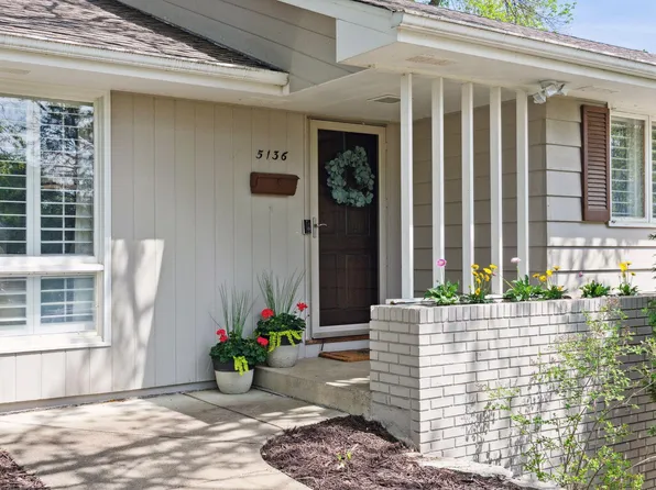 5136 Abercrombie Dr, Edina, MN 55439